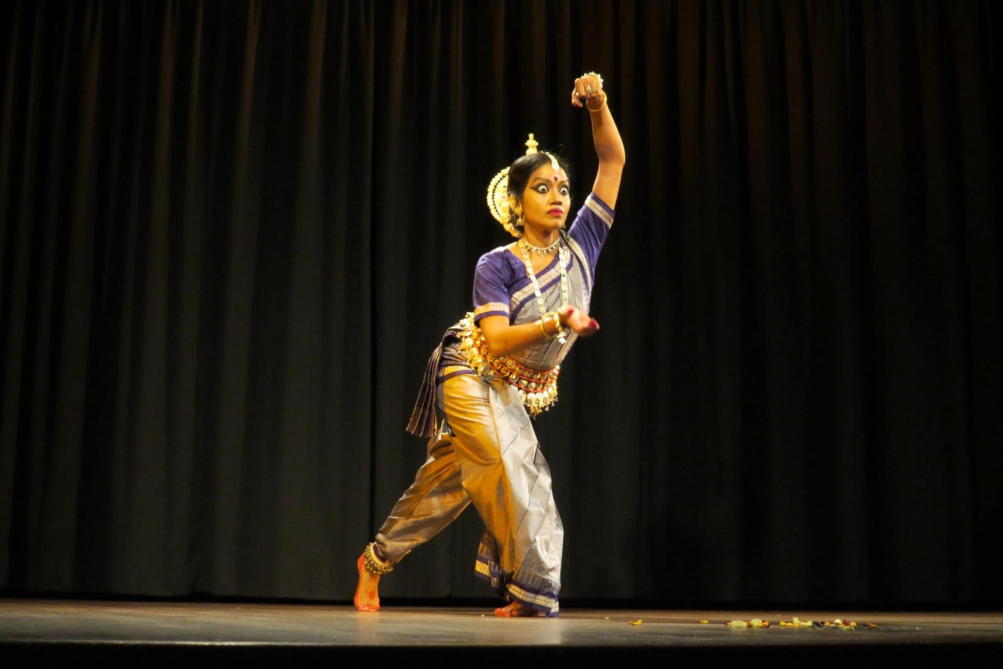 B87C9277-4A43-4BFD-8AE9-F5C40EE3641D